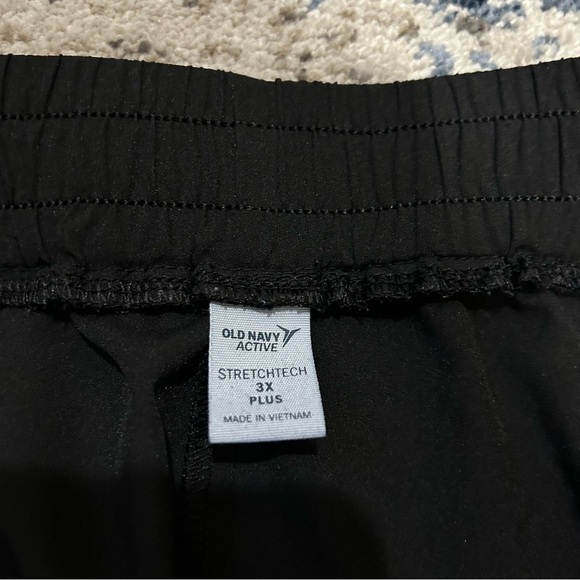 Old Navy Active Stretchtech Black Joggers Size 3X - Picture 5 of 8